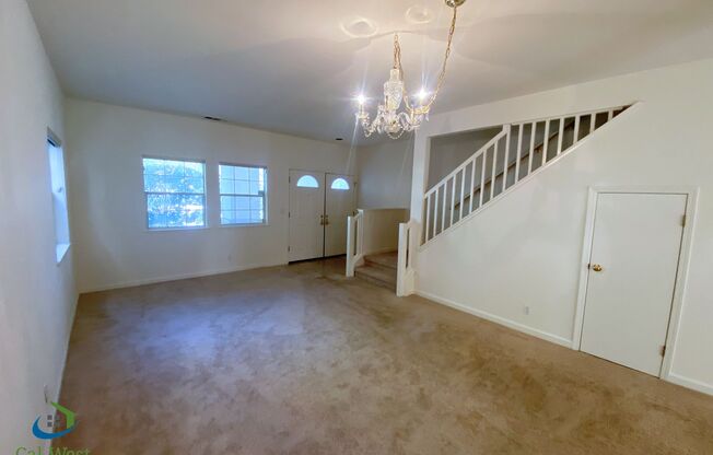 $6995-Amazing 4 Bed/3 Bath Home in Mtn. View Jackson Park Neighborhood! Central Air conditioning!
