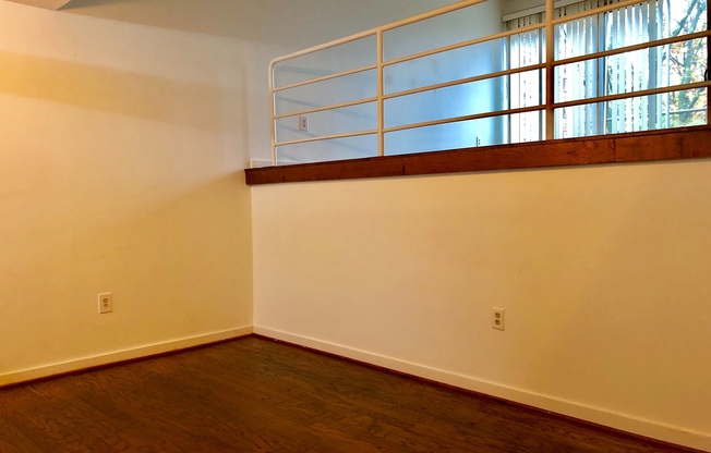 Cozy Three-Bedroom Condo - Coldspring New Town