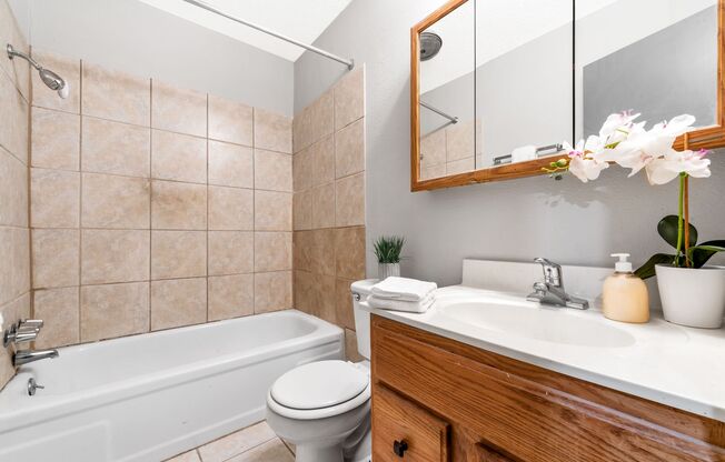 3 beds, 2 baths, 1,150 sqft, $1,395, Unit 135