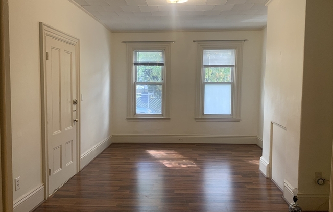 107 RUTHERFORD AVE