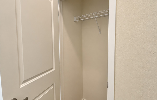 2 beds, 2 baths, 900 sqft, $2,950, Unit 5502-A