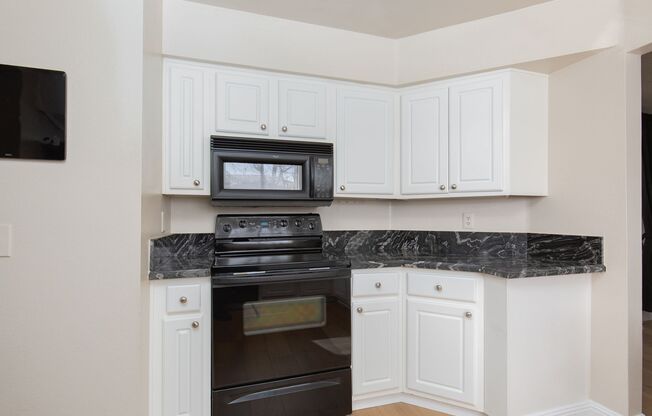 2 beds, 2 baths, $1,495, Unit # 2050