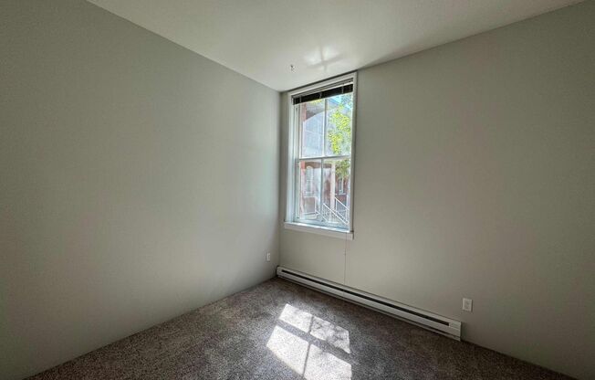 2 beds, 1.5 baths, 850 sqft, $1,575, Unit 1125