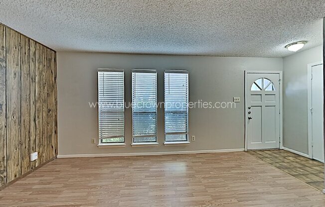 4202 GLENLAWN CT