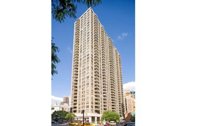 1 bed, 1 bath, $4,950, Unit 23D
