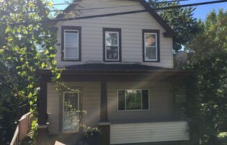 Spacious 3Br 1 Ba Single Family Home