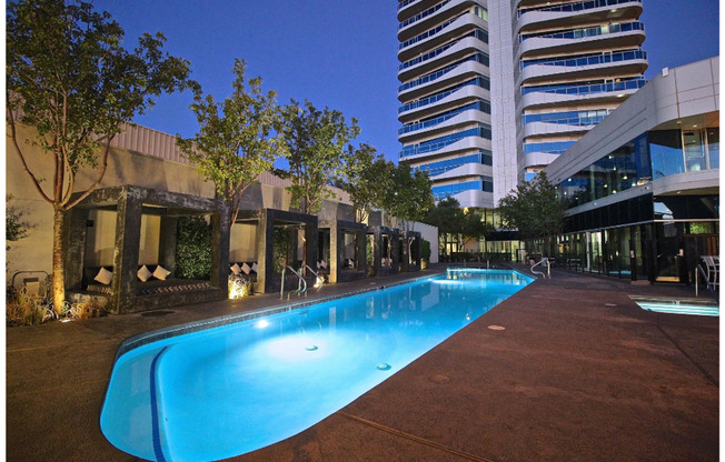 2 beds, 2 baths, $5,400, Unit UNIT 2909