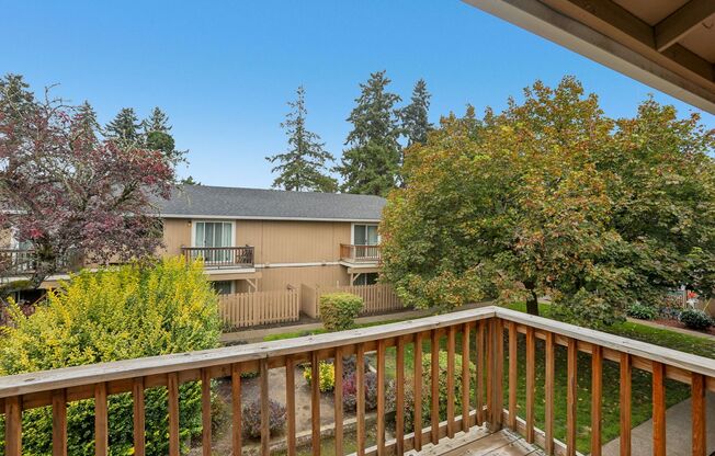 2 beds, 1 bath, 766 sqft, $1,695, Unit 44