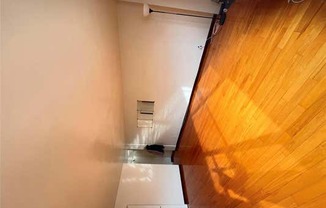 Studio, 1 bath, 550 sqft, $1,950, Unit 7D