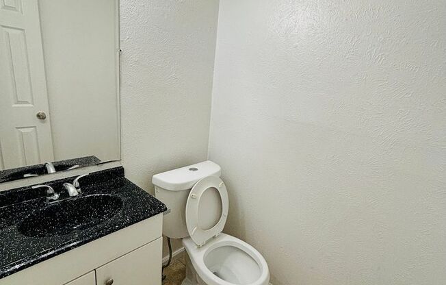 2 beds, 1.5 baths, 1,032 sqft, $1,625, Unit 1059