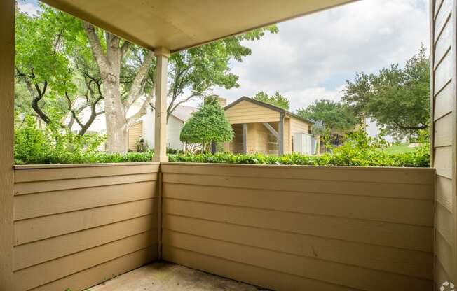 model patio at Summit Ridge Apartments, Texas