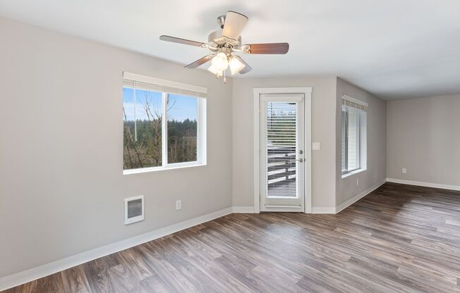 Welcome Home to Stone Creek Apartments at Oregon City!