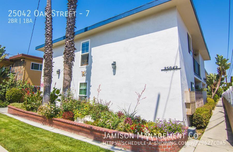25042 Oak Street