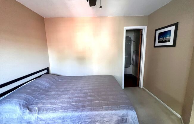 2 beds, 1 bath, $1,495, Unit 3B