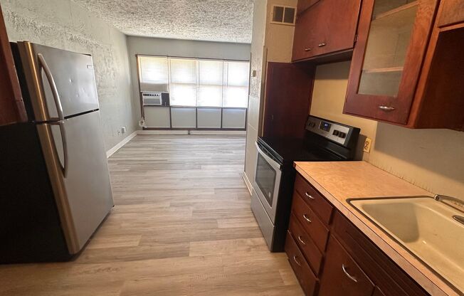 $599 - 2 bed 1 bath - Single Family Home