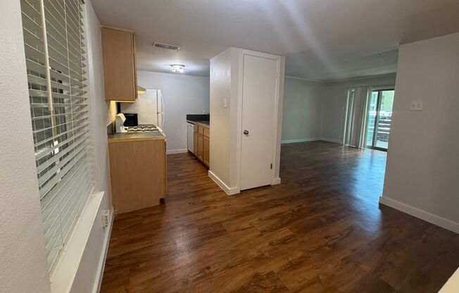 2 beds, 2 baths, 960 sqft, $1,500, Unit ELP2202-162