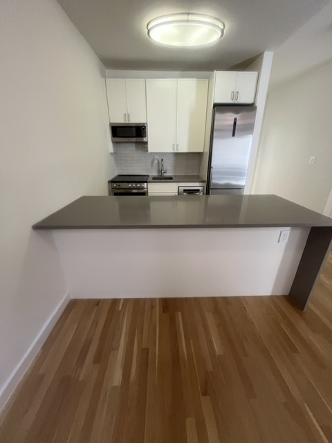 115 SULLIVAN ST