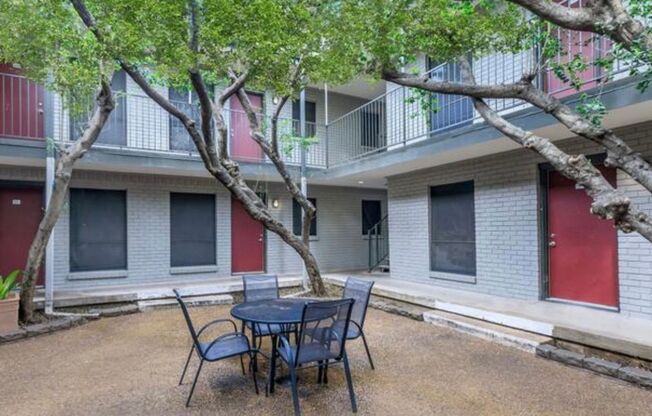 1 bed, 1 bath, 540 sqft, $1,100, Unit 103