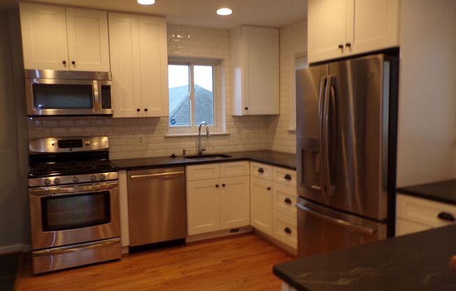 SHORT TERM LEASE -SIX MONTHS--Beautiful Three Bedroom House in N Arlington; Dominion Hills