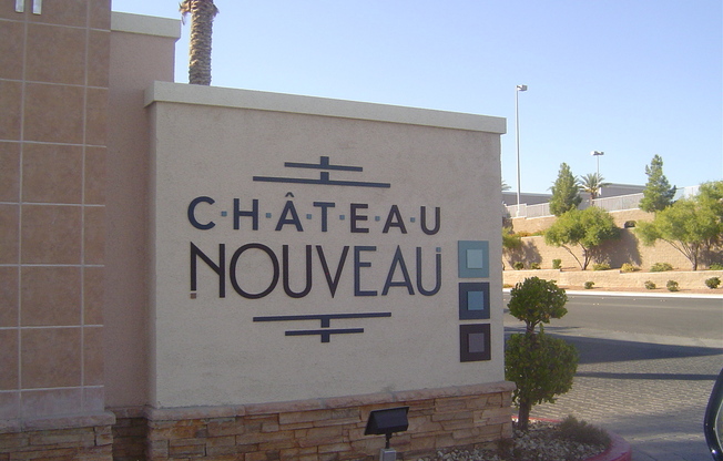 2 beds, 1 bath, $1,750, Unit # 2093