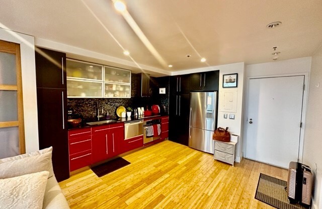 Studio, 1 bath, $2,175, Unit 3G