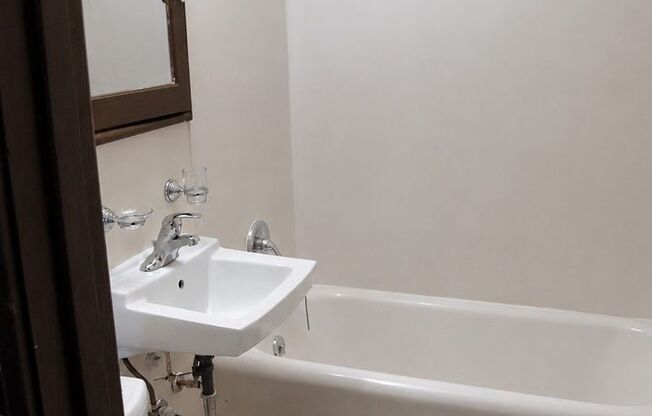 Studio, 1 bath, 500 sqft, $1,395, Unit 0301