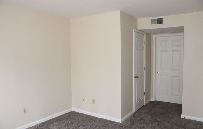 2 beds, 2 baths, $1,845, Unit APARTMENT 628