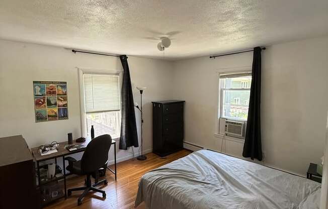 19 HUNTING ST