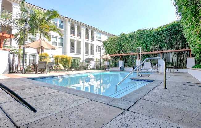 Senior Apartments in Los Angeles, CA