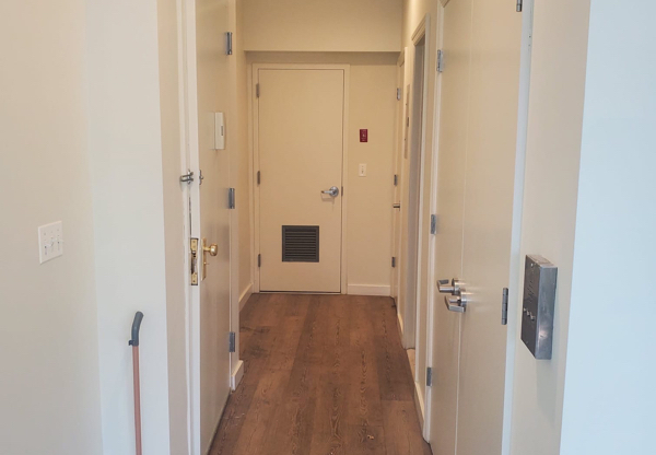 4 E 226 ST