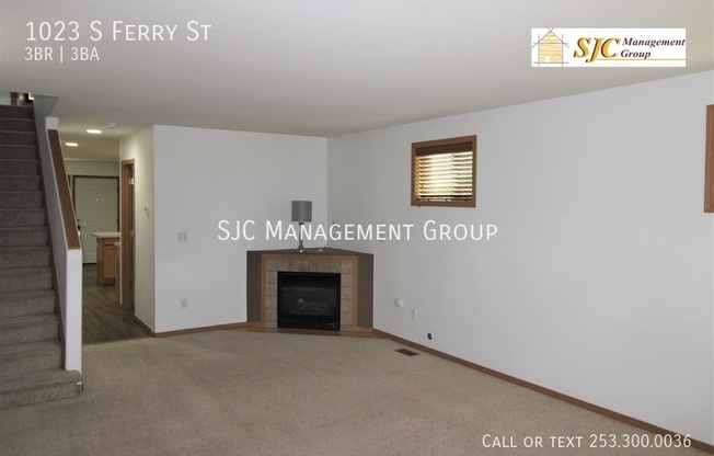 1023 S FRY ST