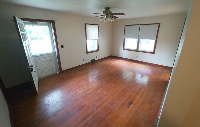 2br House | Mt. Healthy | Great Neighborhood