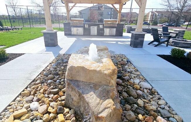 2 beds, 1 bath, 956 sqft, $1,050, Unit 3713-2A