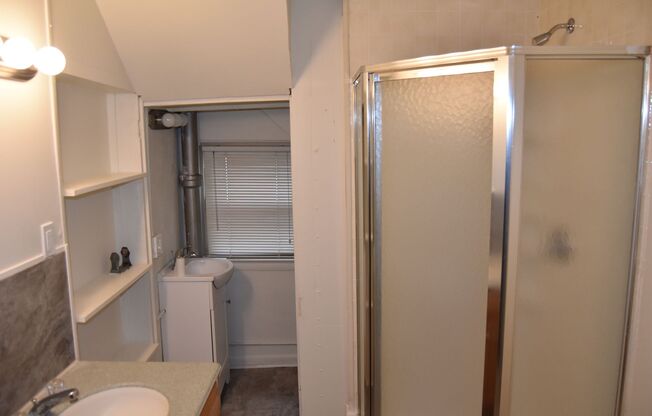 1 bed, 1 bath, $975