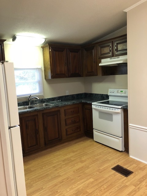 810 Kannapolis Pkway, 3br 2ba Modular, $1500.00 **COMING IN LATE SEPTEMBER** (lawncare not included)