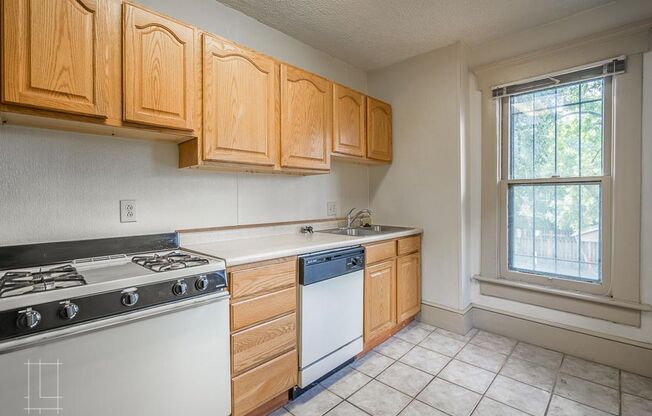 83 King Ave