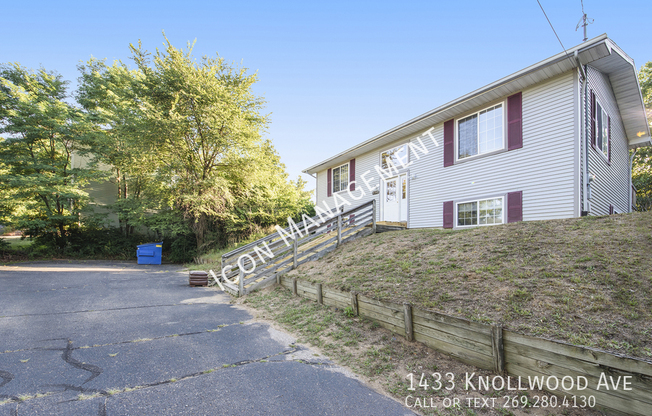 1433 KNOLLWOOD AVE