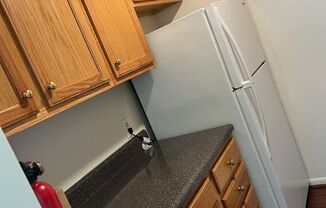 Studio, 1 bath, $1,085, Unit 00 - 2K