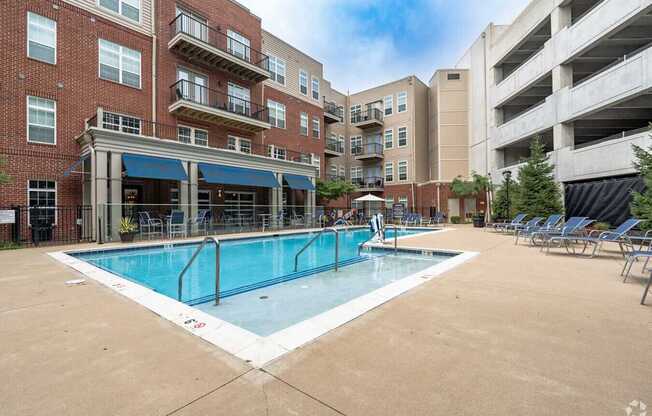 A large swimming pool at Century Baxter Avenue, Kentucky