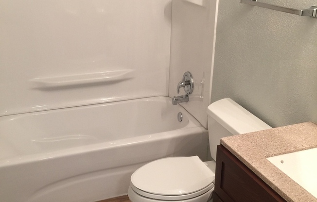 3 beds, 2 baths, $1,895