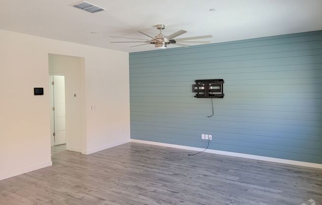 MOVE IN SPECIALL!!! $500 OFF FIRST MONTH'S RENT!