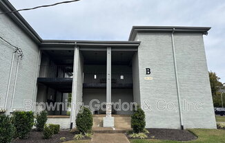 1900 Richard Jones Rd