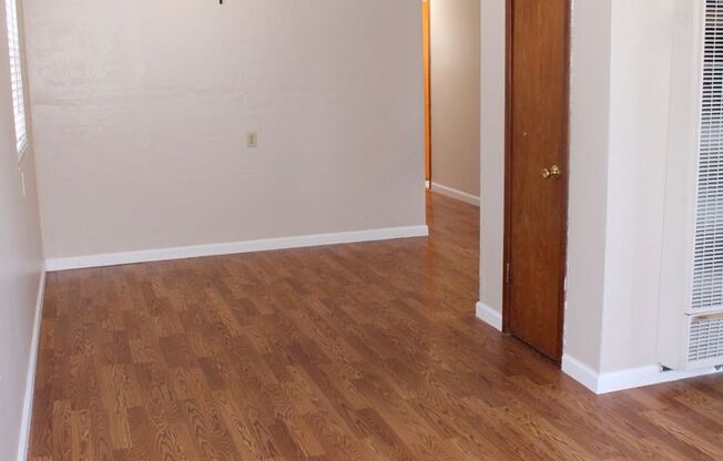 Three Bedroom, One Bathroom House in San Pablo with Laundry Room