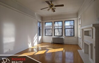 1448 W Cornelia Ave 3