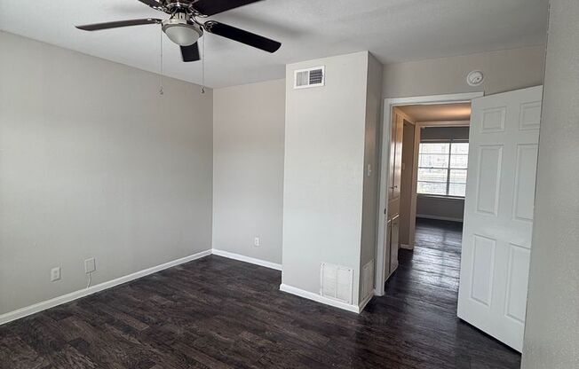 3 beds, 2 baths, 1,256 sqft, $1,550, Unit 12-1201 W/D