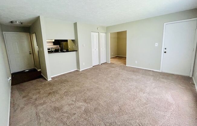 Studio, 1 bath, 530 sqft, $986, Unit 127420