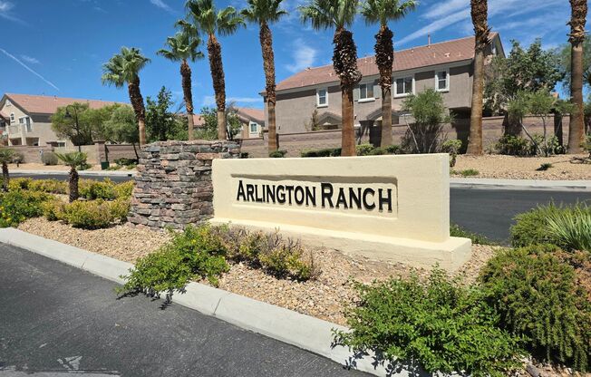 Beautiful 2 Bedroom Townhouse in Arlington Ranch