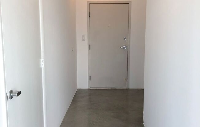 Studio, 1.5 baths, 1,136 sqft, $3,750, Unit Unit 408