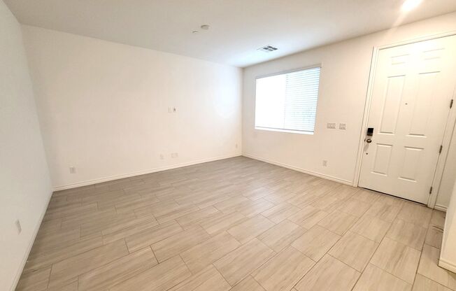 3 beds, 2.5 baths, $1,950