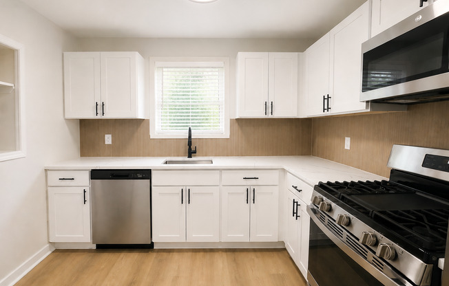 Westwood Court Apts